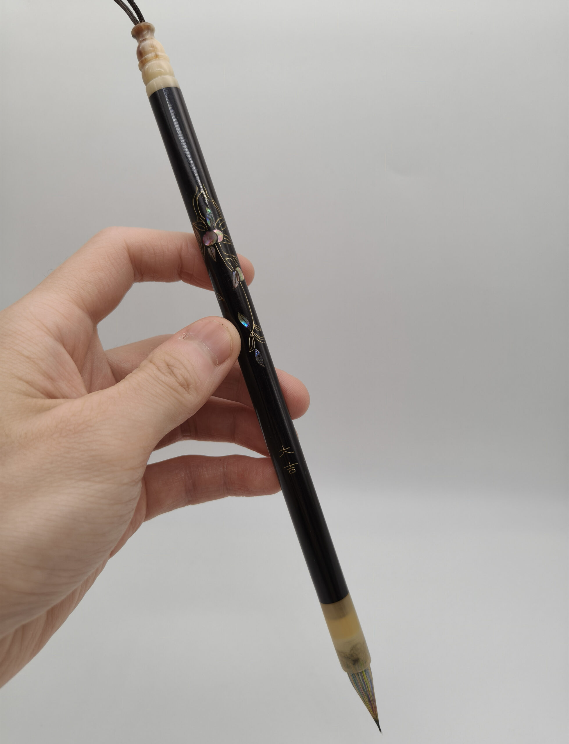 Pinceau minuscule aux poils de lièvre et de paon 孔雀紫毫 – Image 6